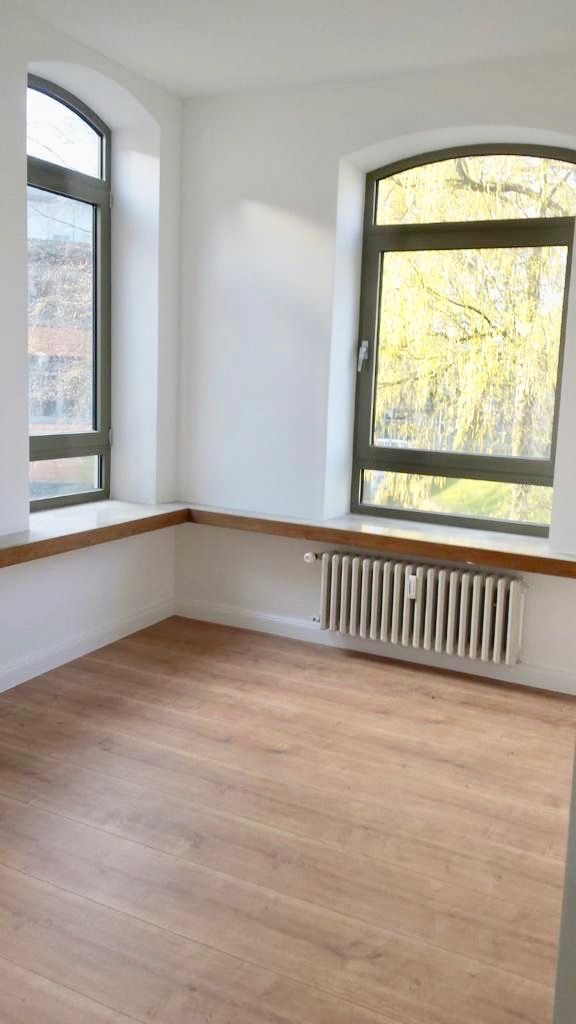 Eckbüro