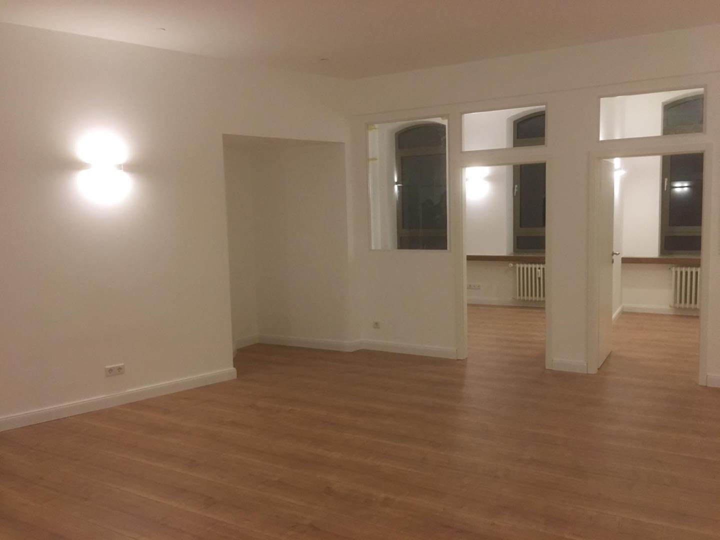 Büroeinheit mit Glaselementen