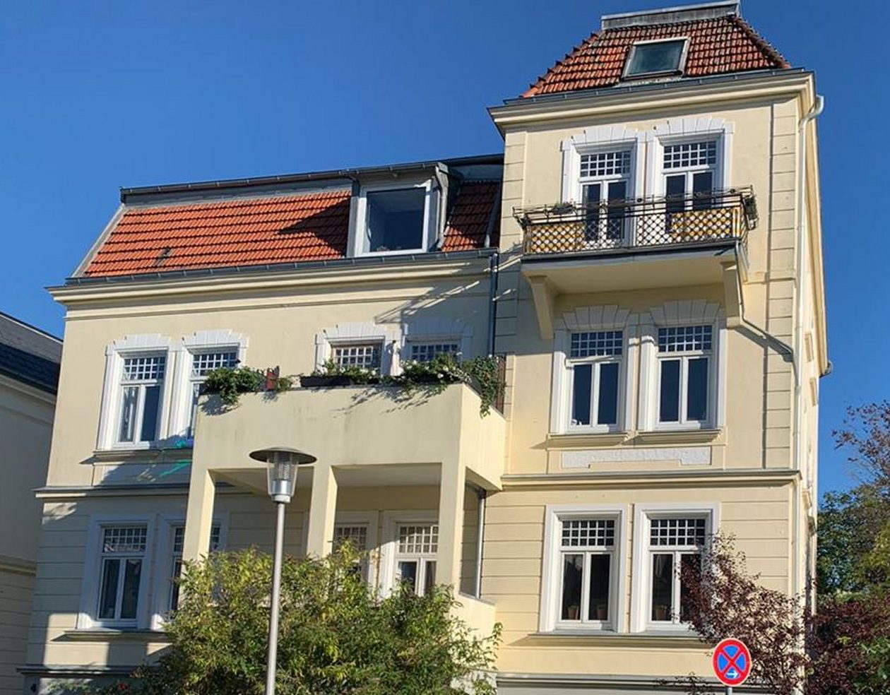 Straßenansicht der Moltkestraße 4, frontal